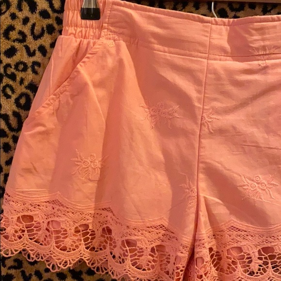 Women’s Shorts - Picture 3 of 9